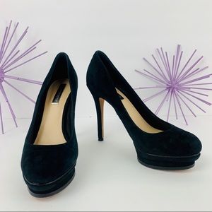 BCBGMaxAzria / Black Wood Stack Platform Heel